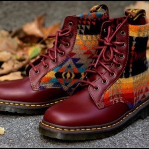 Dr martin x pendleton RARE